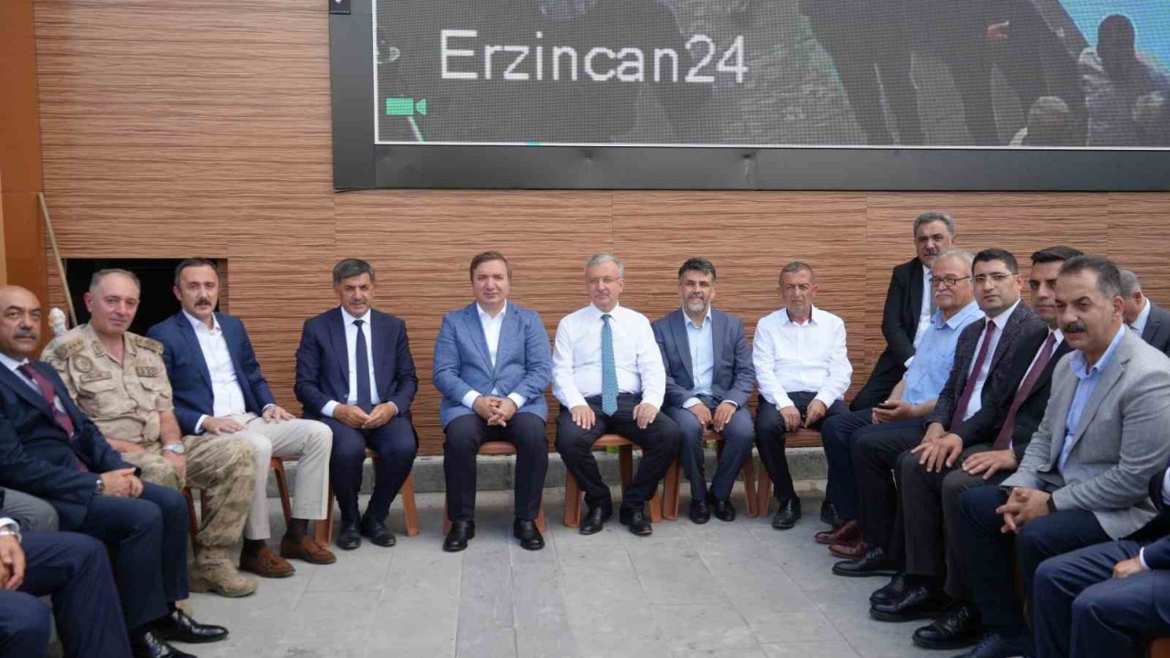 Erzincan’da bin kişiye aşure ikramı