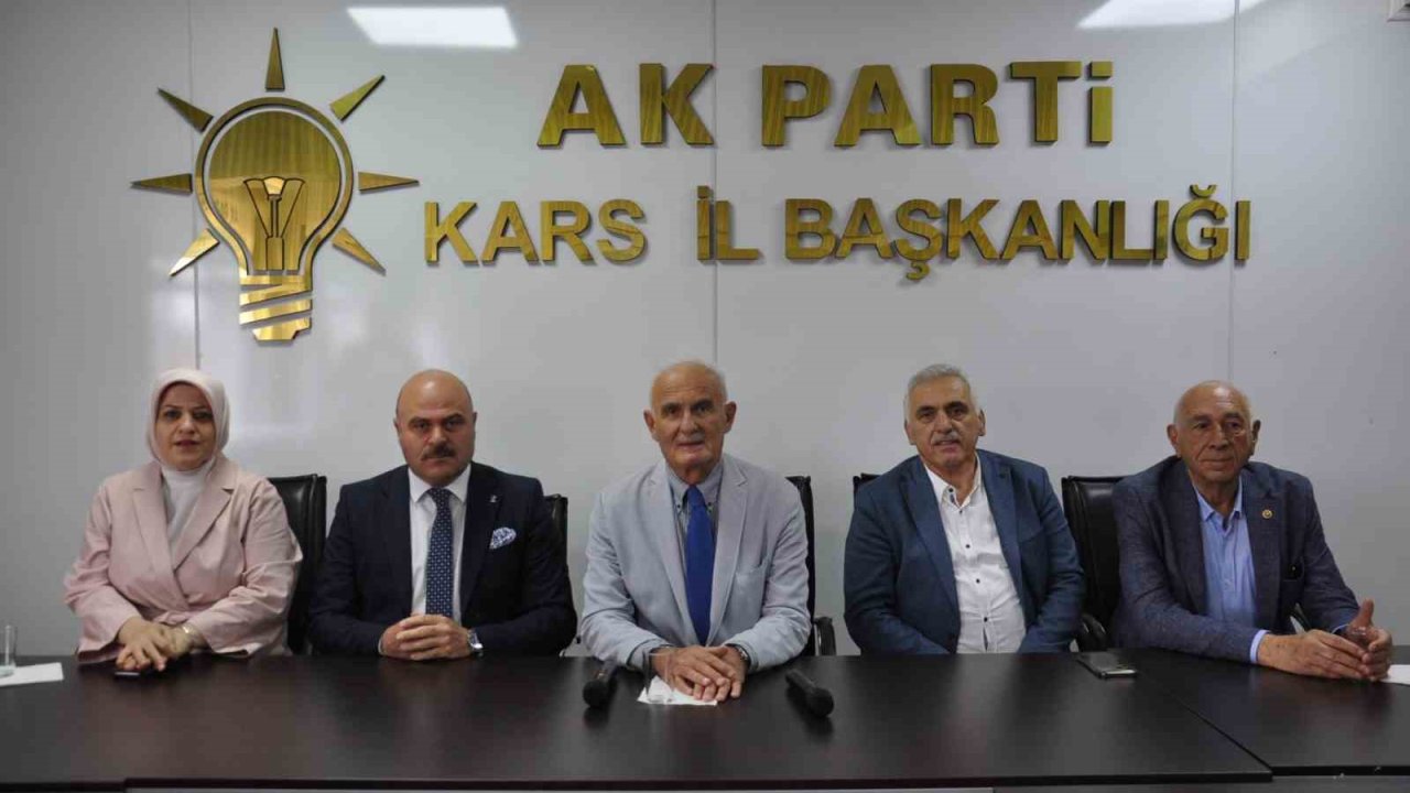 AK Parti Genel Başkan Yardımcısı Yılmaz , Kars’ta basınla buluştu