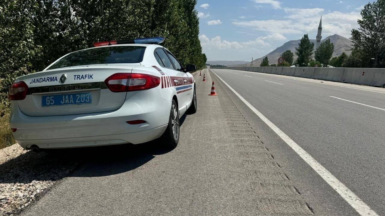 Van’da 84 araç trafikten men edildi