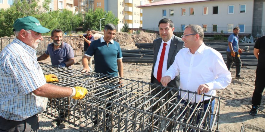 Vali Polat ve Başkan Bozan, TOBB Lisesi inşaatında incelemelerde bulundu