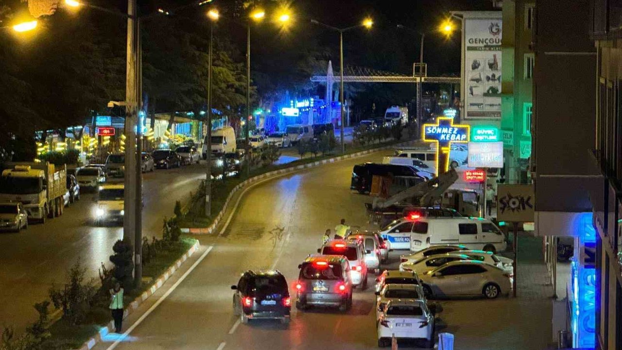 Polisin dur ikazına uymayan taksici 1.80 promil alkollü çıktı