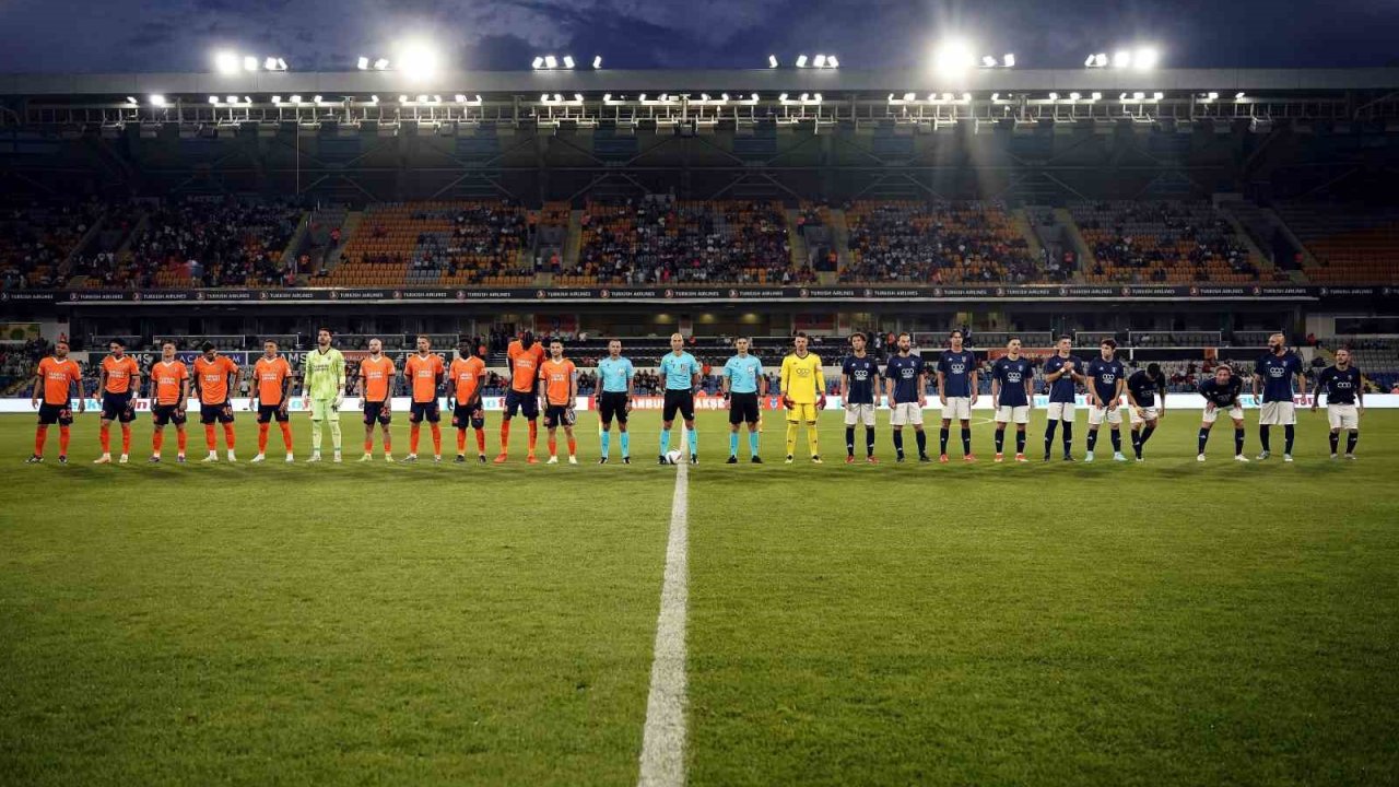 UEFA Avrupa Konferans Ligi: RAMS Başakşehir: 3 - La Fiorita: 0 (Maç devam ediyor)