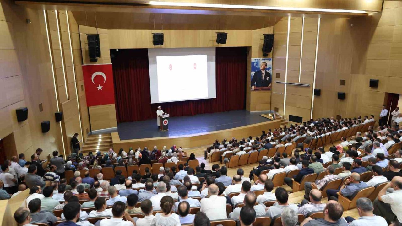 Diyanet İşleri Başkanı Erbaş, Sinop’ta din görevlileriyle bir araya geldi