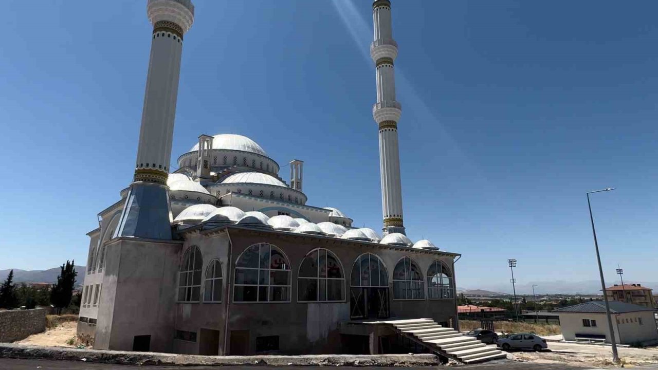 Yeşiltepe Cami ve Kuran Kursu’nun tamamlanması için hayırseverlere destek çağrısı