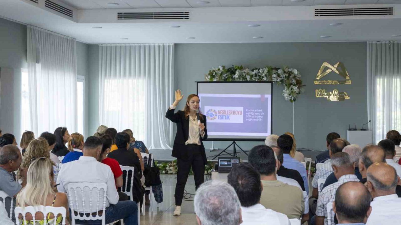 Muhtarlara ’Kadın-Erkek Eşitliği’ semineri verildi