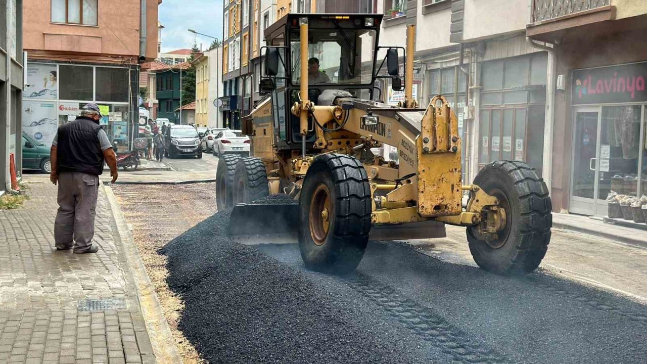 Bozüyük’te çalışmalar hız kesmeden devam ediyor