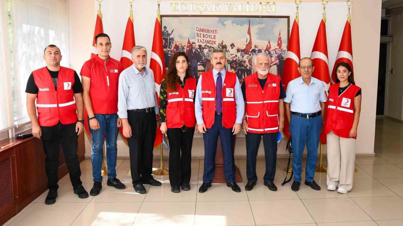 Vali Ergün, Kızılay heyetini kabul etti