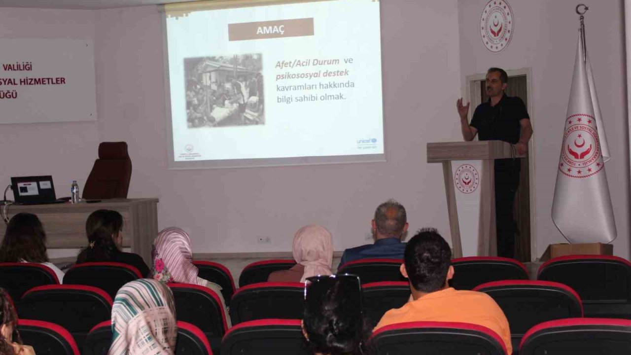 Bayburt’ta afet farkındalık ve psikolojik ilk yardım eğitimleri