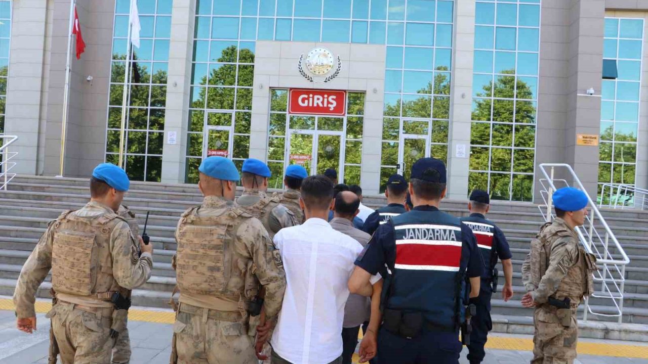 Tekirdağ’da terör propagandasına operasyon: 4 gözaltı