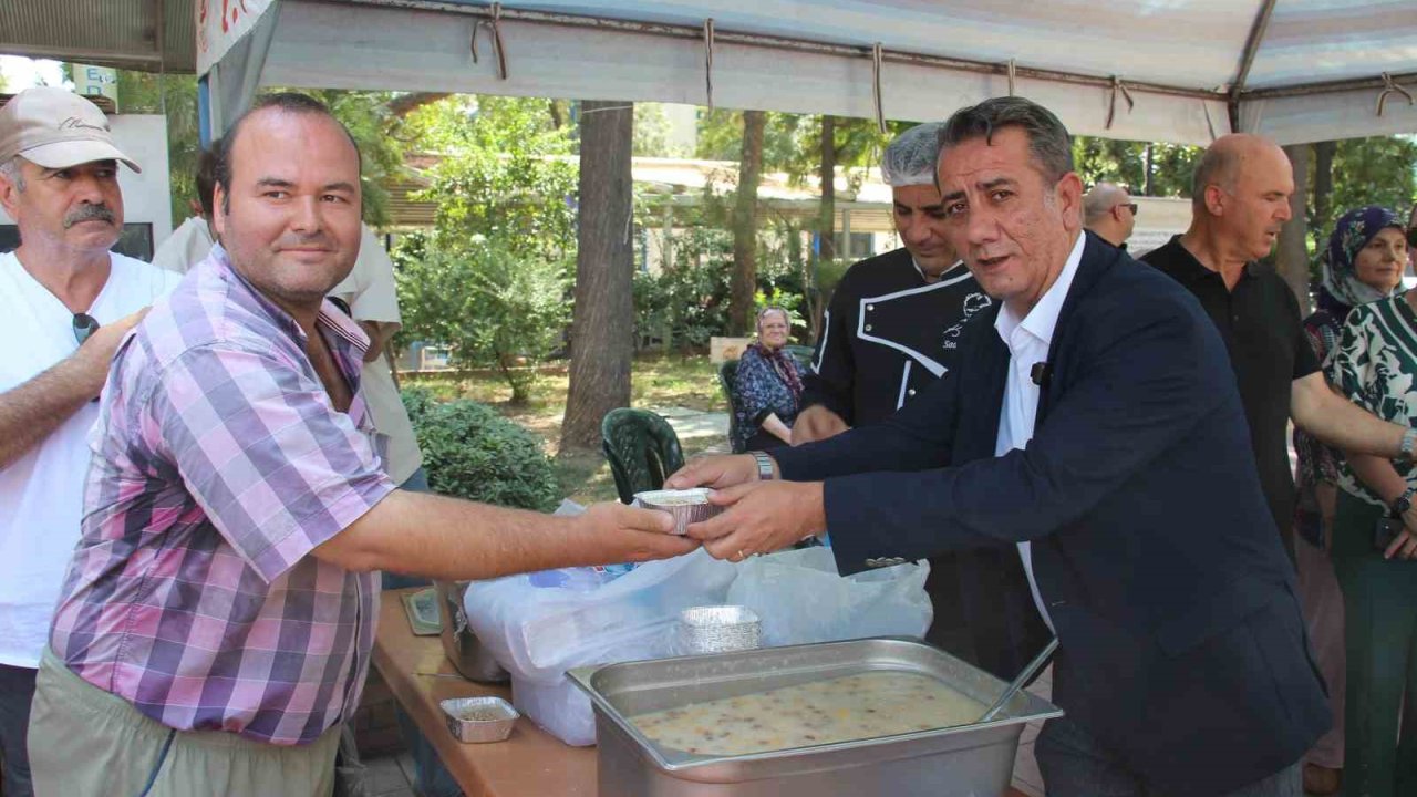 Efeler Belediyesi’nden aşure hayrı