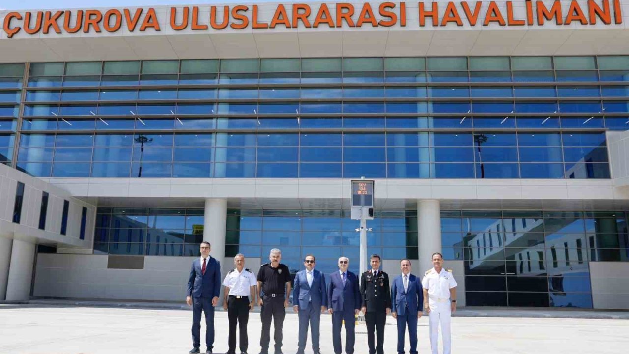 Valiler, Çukurova Uluslararası Havalimanı’nda incelemelerde bulundu