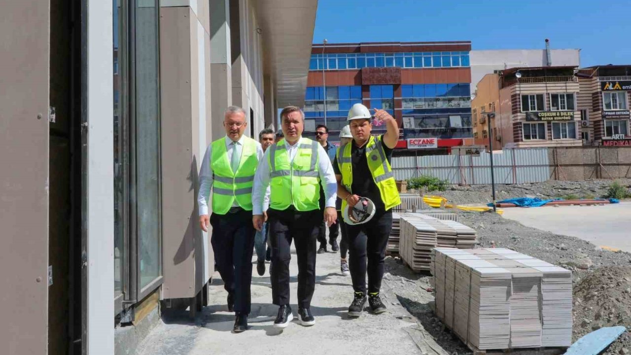 Yaşam Merkezi’nden elde edilecek gelir öğrencilere burs olarak verilecek