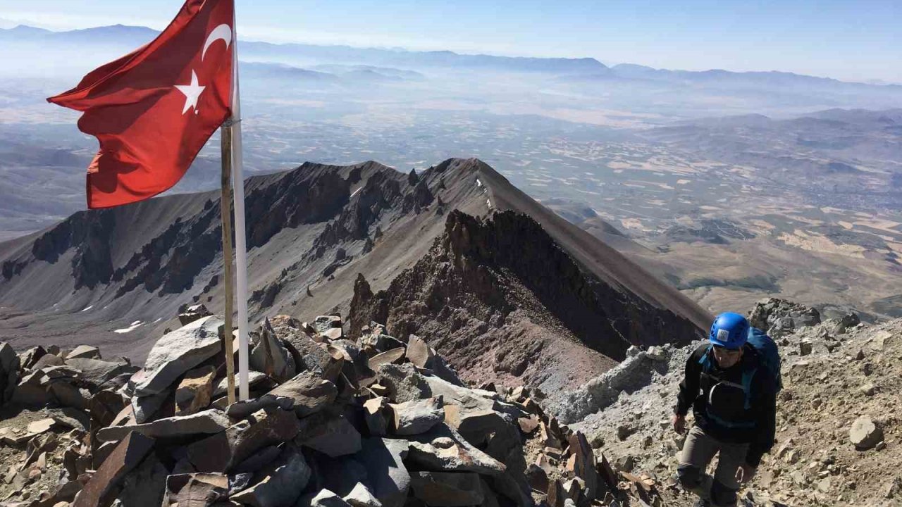 Erciyes’te zirve heyecanı başlıyor