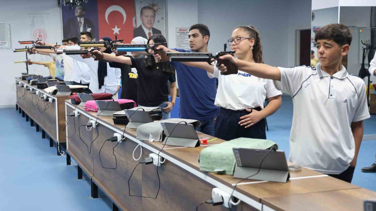 İkonik atışıyla dünya gündemine oturmuştu, çocuklara da ilham oldu