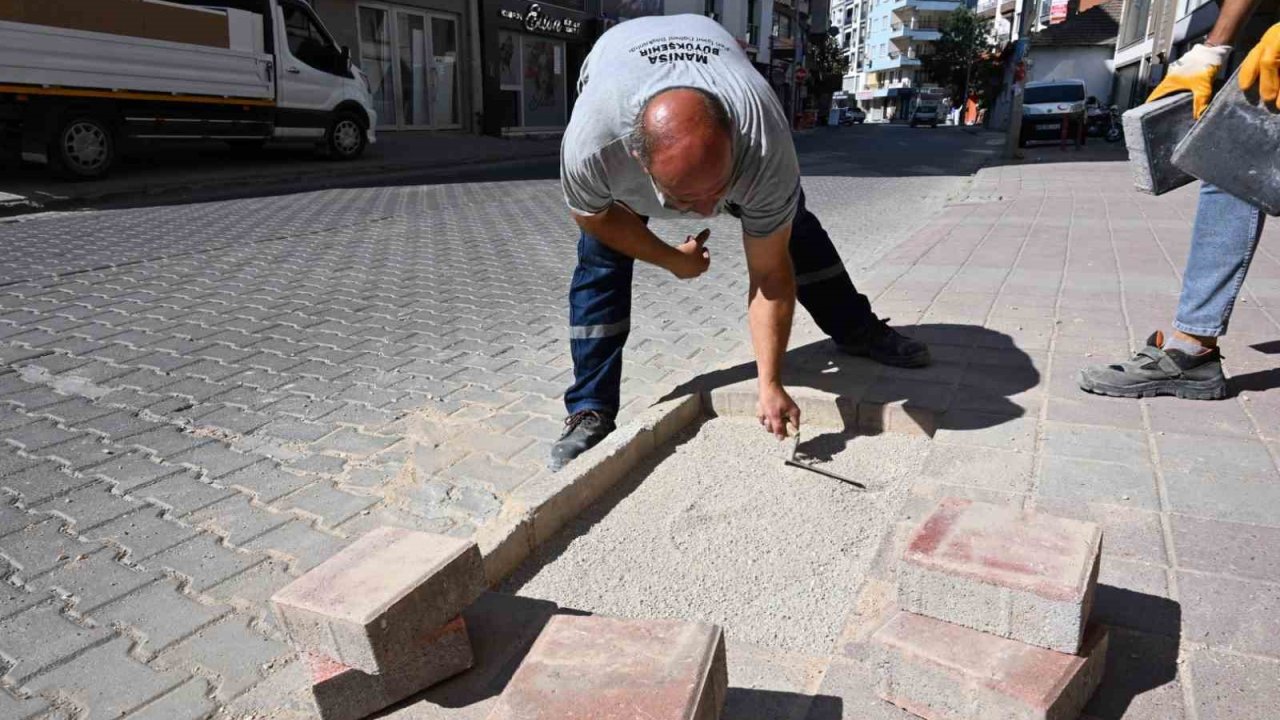 Muradiye’nin kronik sorunları büyükşehirle çözülüyor