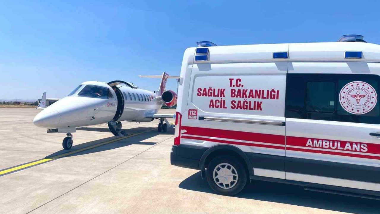 Mardin’de tedavi gören Kırklar Kilisesi Başpapazı Gabriyel Akyüz, ambulans uçakla İstanbul’a sevk edildi