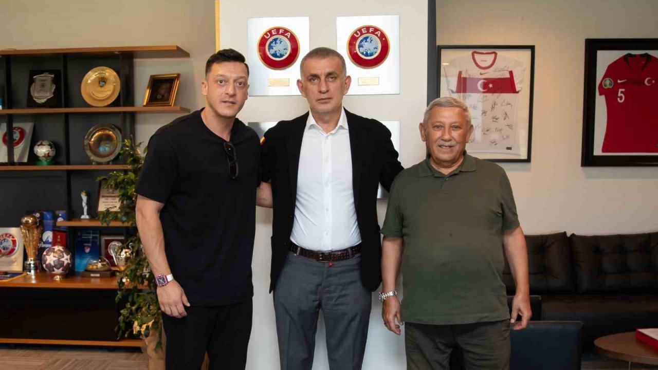 İrfan Gündüz ve Mesut Özil’den TFF Başkanı Hacıosmanoğlu’na ziyaret