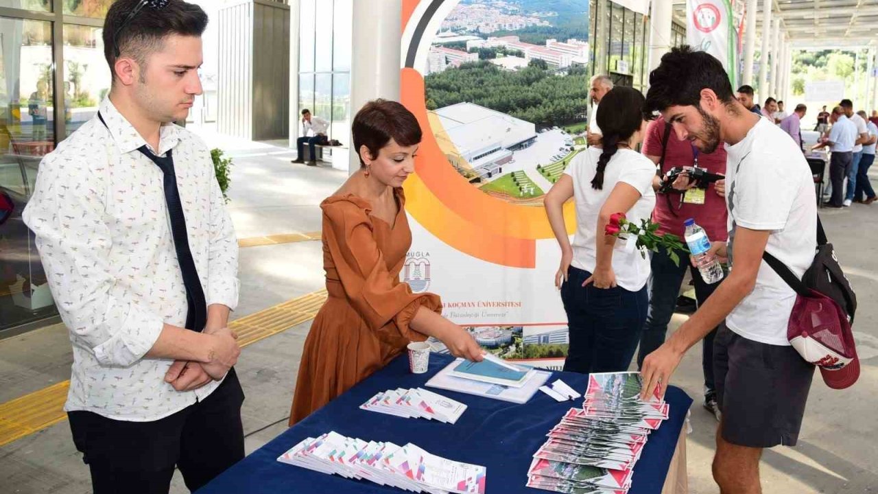 Öğrenciler için Otobüs Terminali’nde ‘Kayıt Danışma Masası’ açılacak