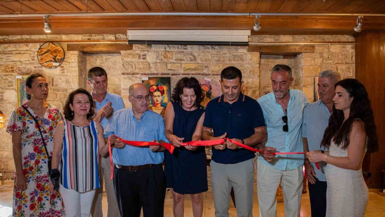 Kuşadası İbramaki Sanat Galerisi, el sanatları sergisine ev sahipliği yapıyor