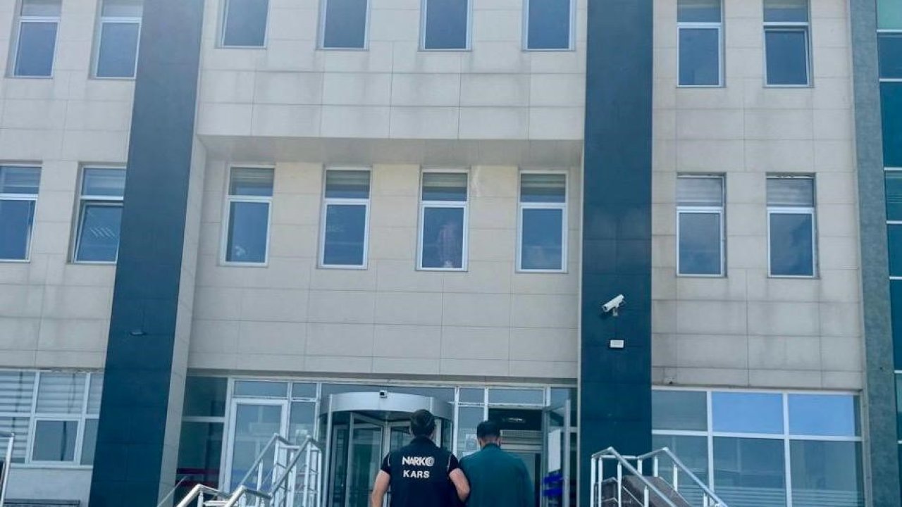 Kars’ta uyuşturucu operasyonu: 432 sentetik hap ele geçirildi