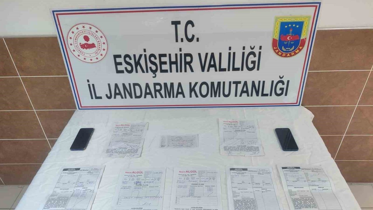 Tefecilik yapan 2 şahsa jandarma operasyonu