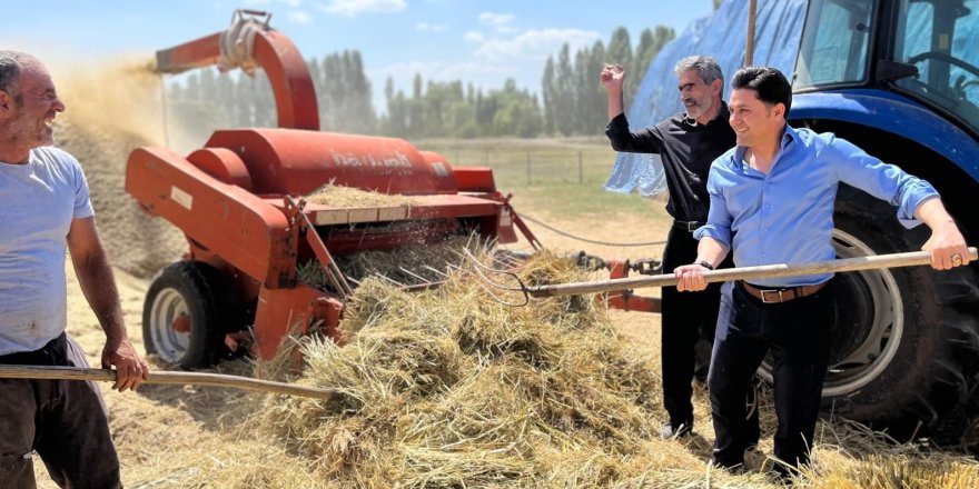 Başkan Adıgüzel Kolları Sıvadı…