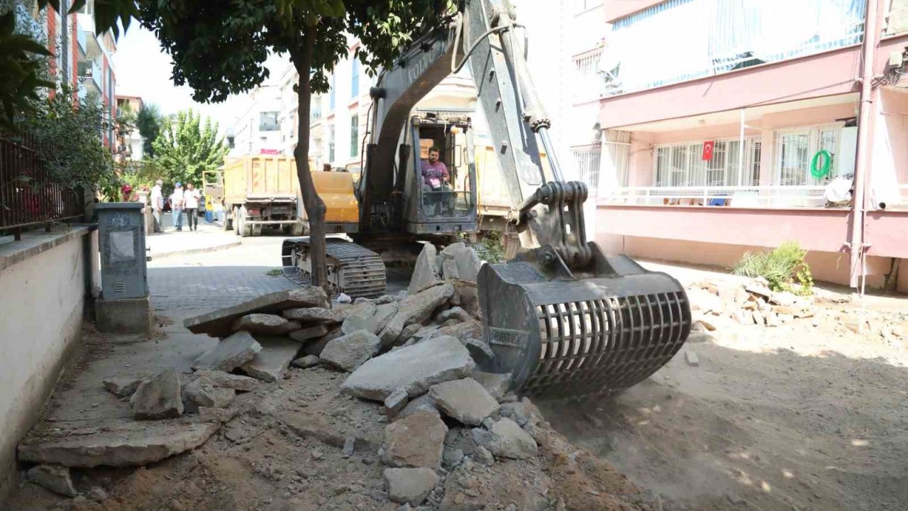 Efeler’in ulaşım ağı yenileniyor