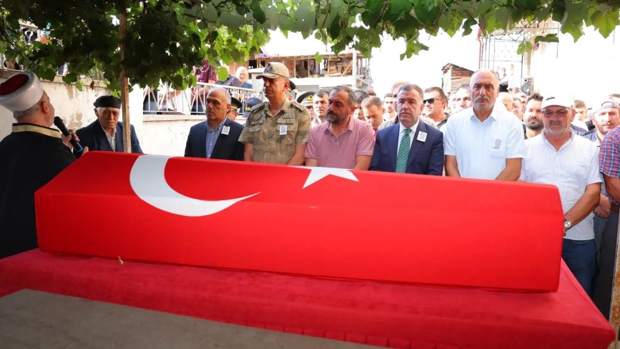 Kıbrıs Gazisi son yolculuğuna uğurlandı