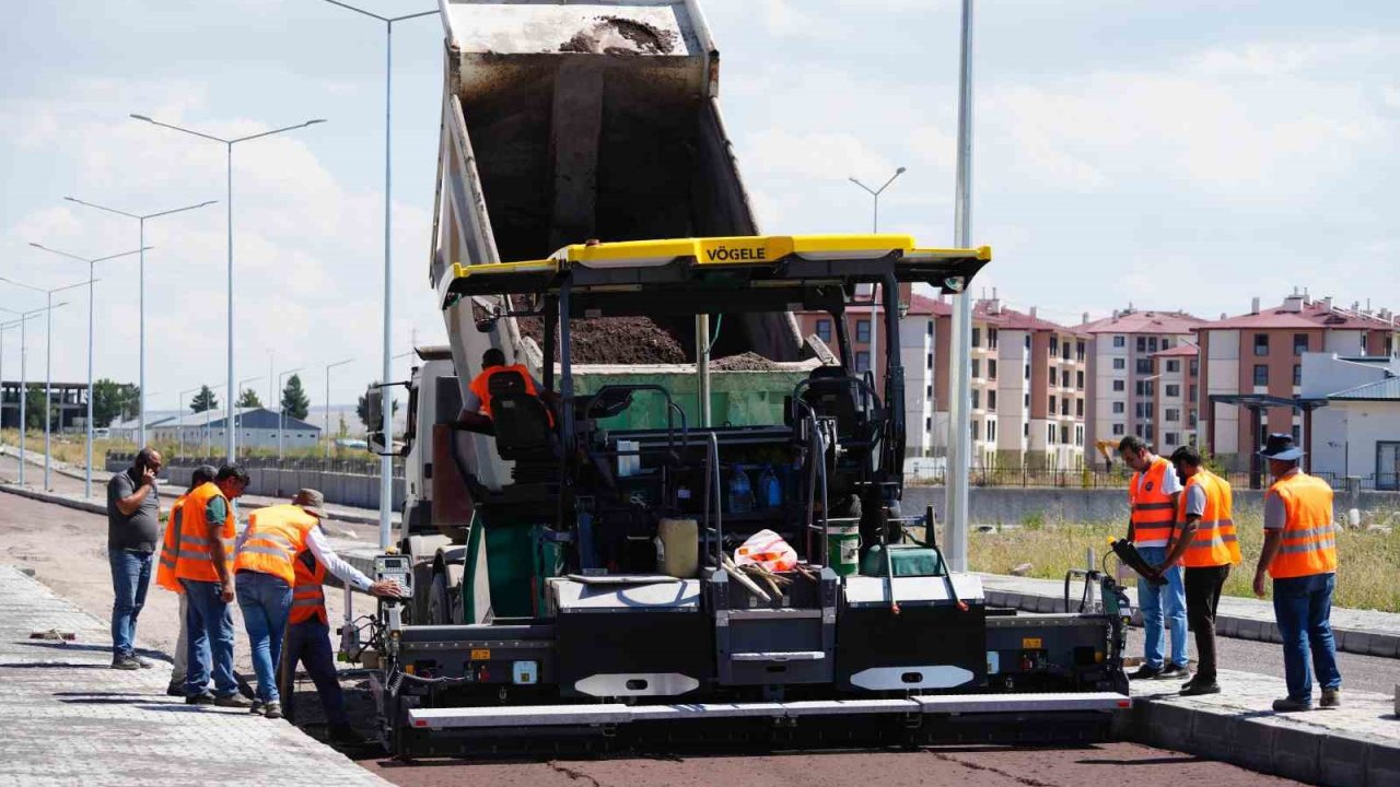 Kars’ta otogarın yolları yapılıyor