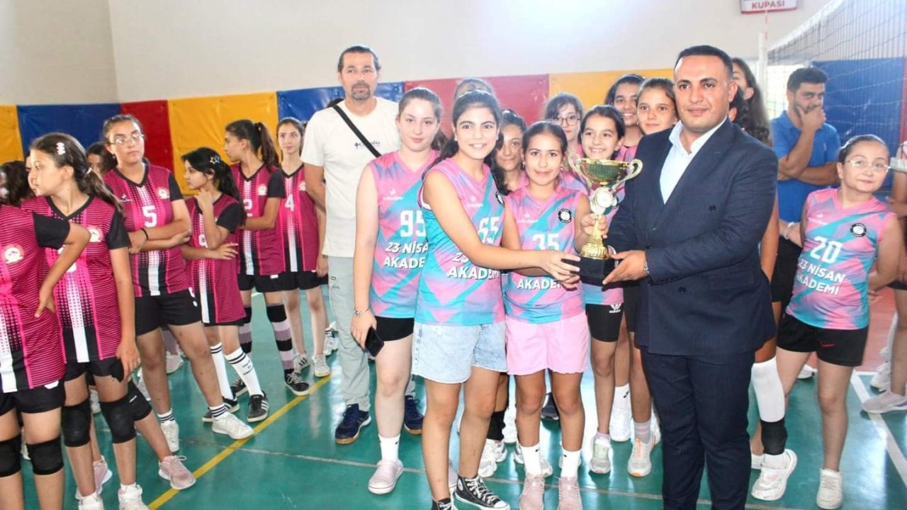 Aksaray’ın Sultanhanı ilçesinde voleybol turnuvası