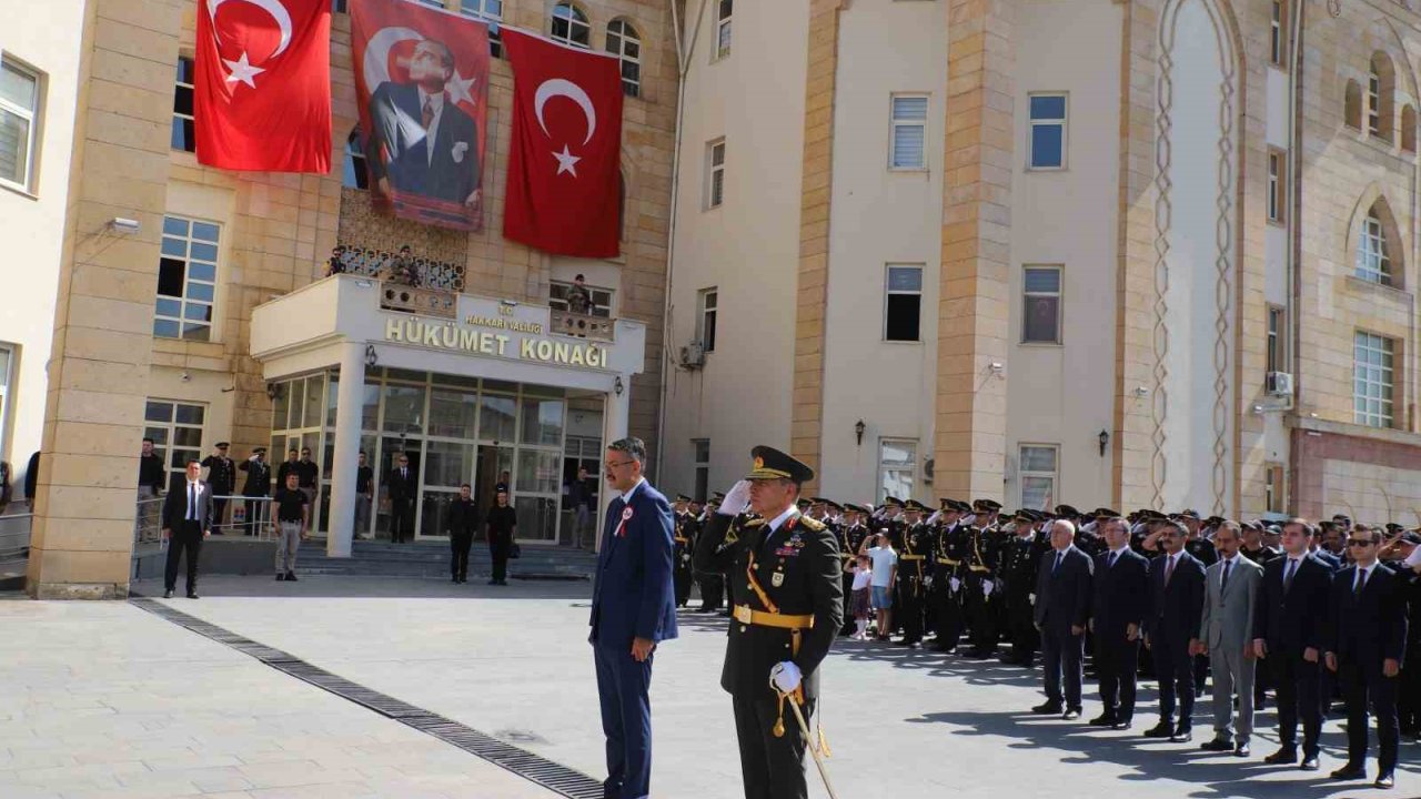 Hakkari’de 30 Ağustos Zafer Bayramı coşkusu