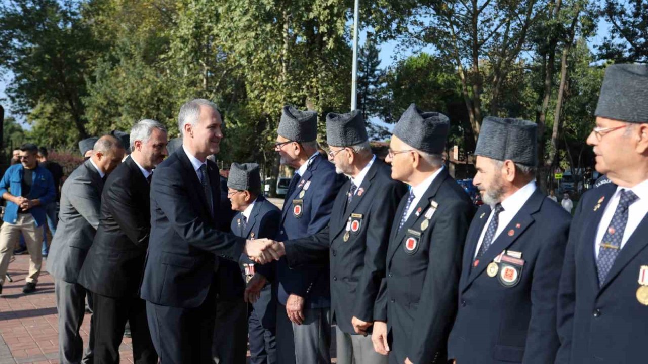 Zafer Bayramı İnegöl’de coşkuyla kutlandı