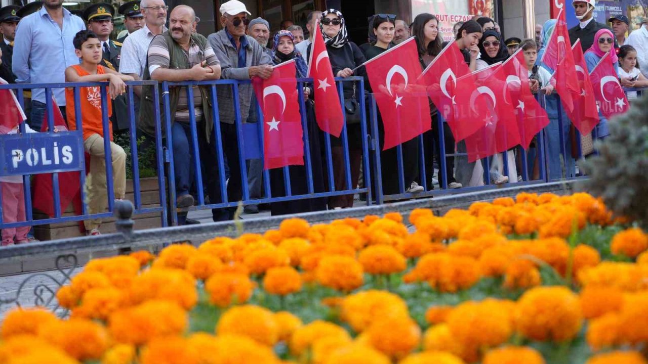 30 Ağustos Zafer Bayramı Bayburt’ta coşkuyla kutlandı