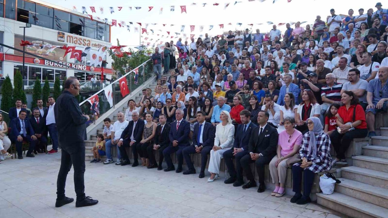 Sunay Akın Bilecik’te zafere giden yolu anlattı