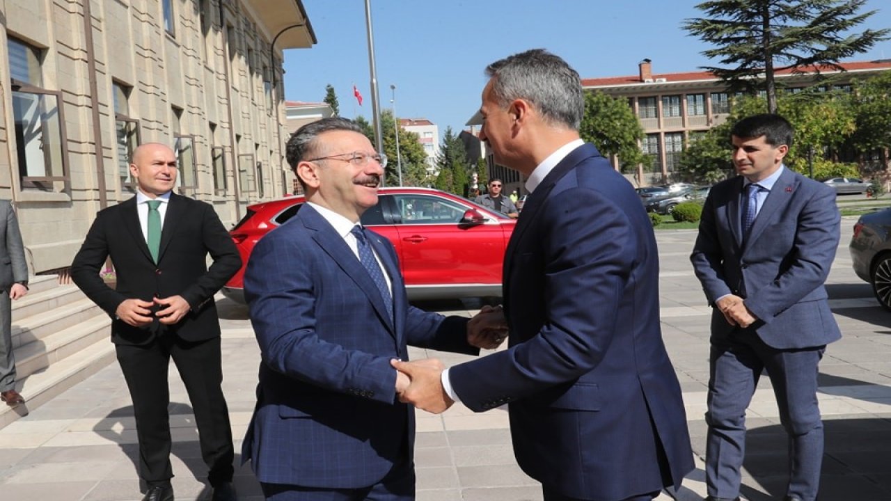 Savunma Sanayii Başkanı, Vali Aksoy’u ziyaret etti