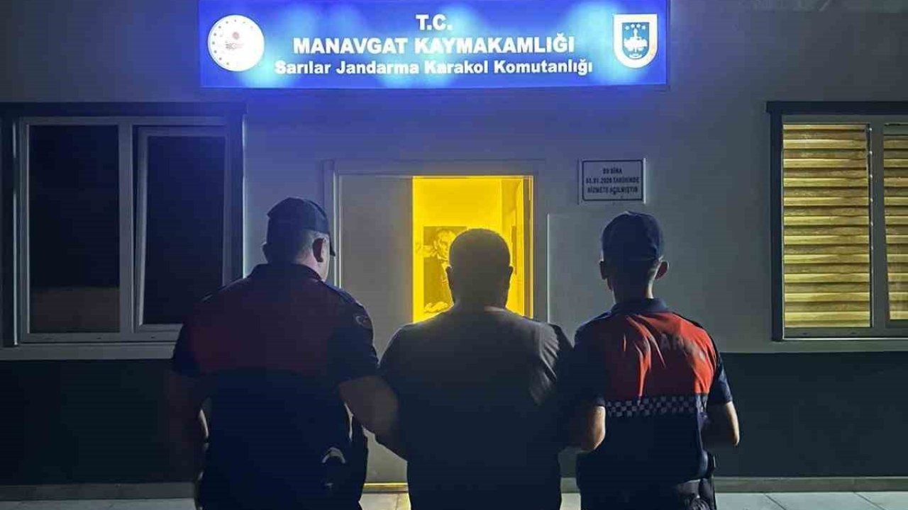 Antalya’da 12 yıl 49 ay hapis cezası olan şahıs, jandarma tarafından yakalandı