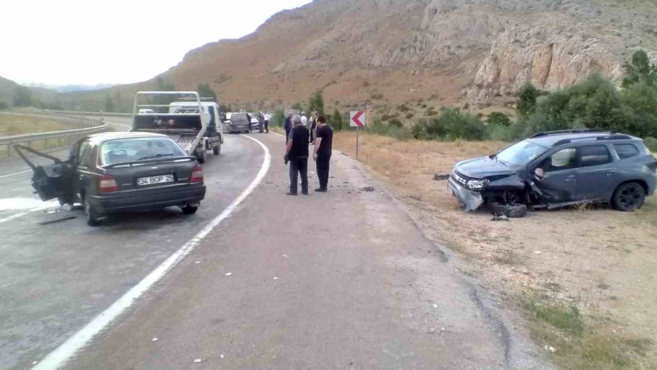 Konursu köyü yakınlarında trafik kazası: 1 ölü 2 yaralı