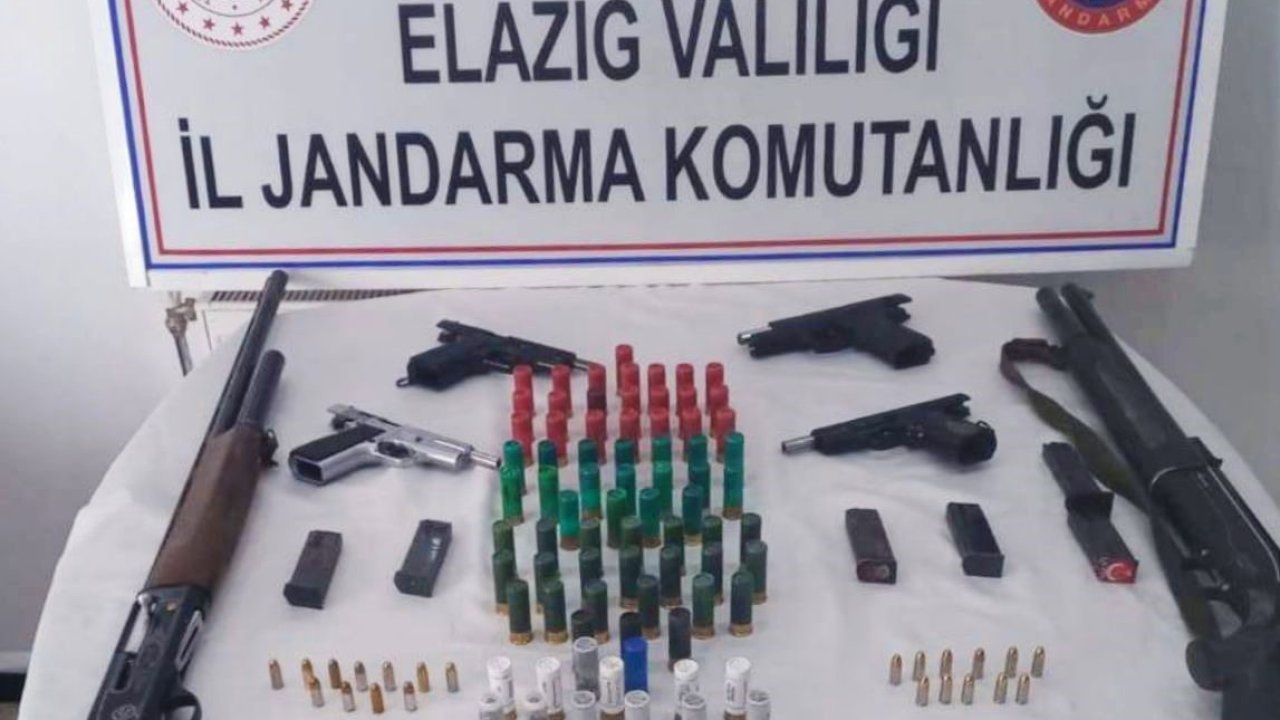 Elazığ’da ruhsatsız silah operasyonu: 2 gözaltı