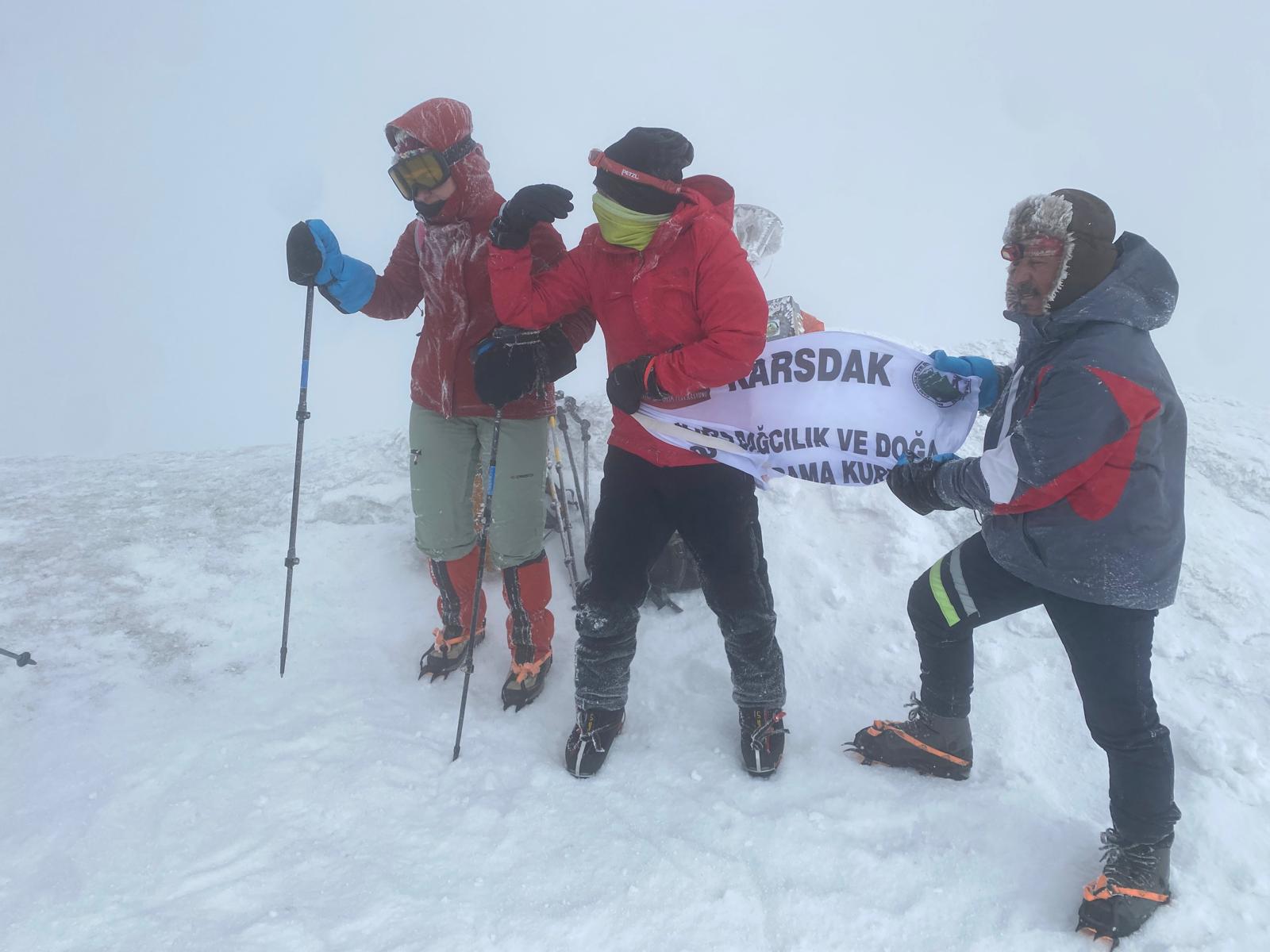 KARSDAK Ağrı Dağı zirve tırmanışı yaptı!