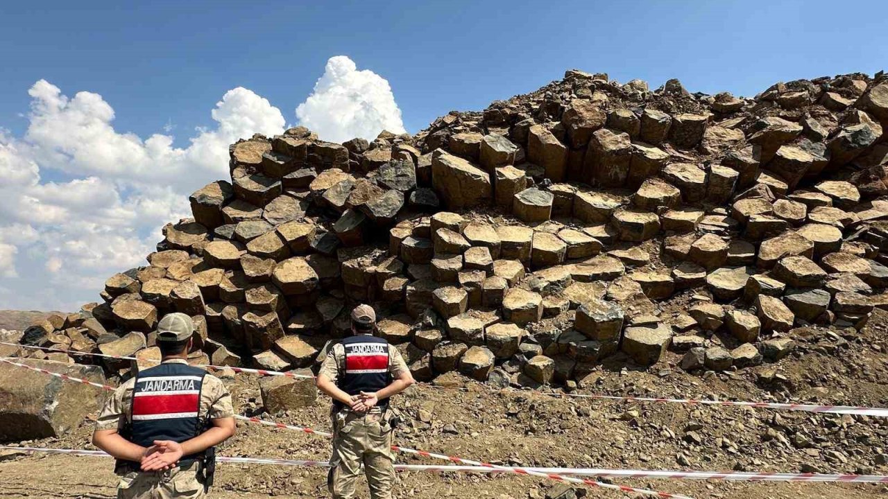 Siverek’teki doğa harikası bazalt sütunları koruma altına alındı