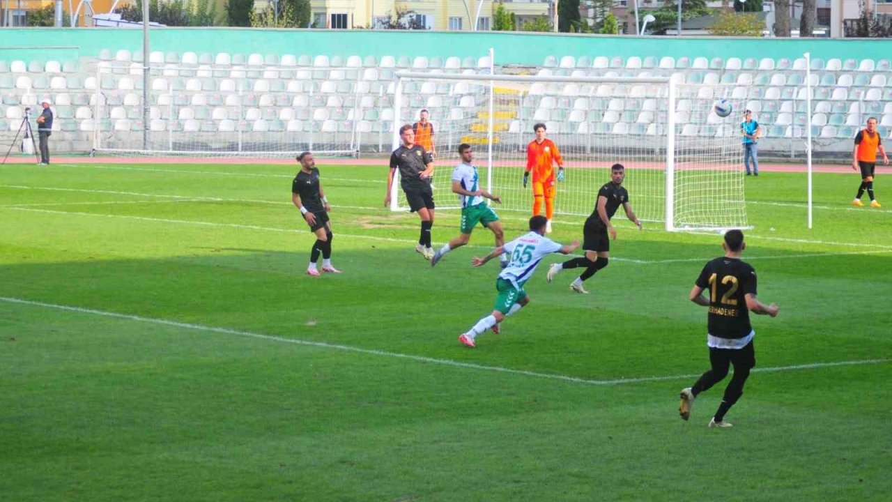 TFF 3. Lig: Amasyaspor: 1 - Muğlaspor: 2