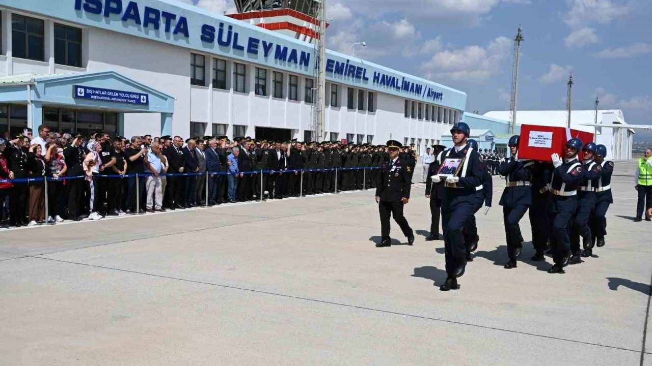 Ispartalı şehidin naaşı memleketine getirildi