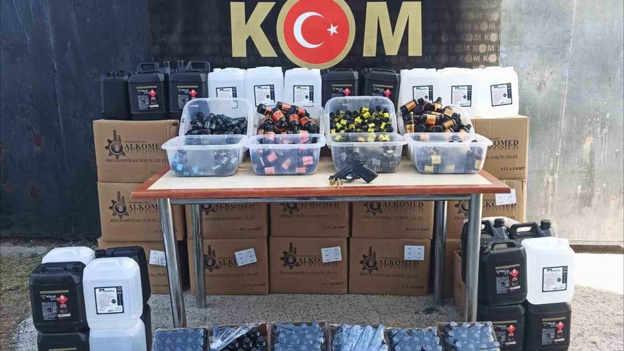 Manisa’da 635 litre etil alkol ele geçirildi