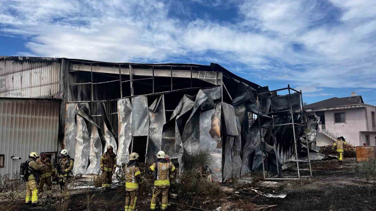 Çatalca’da fabrika yangın paniği