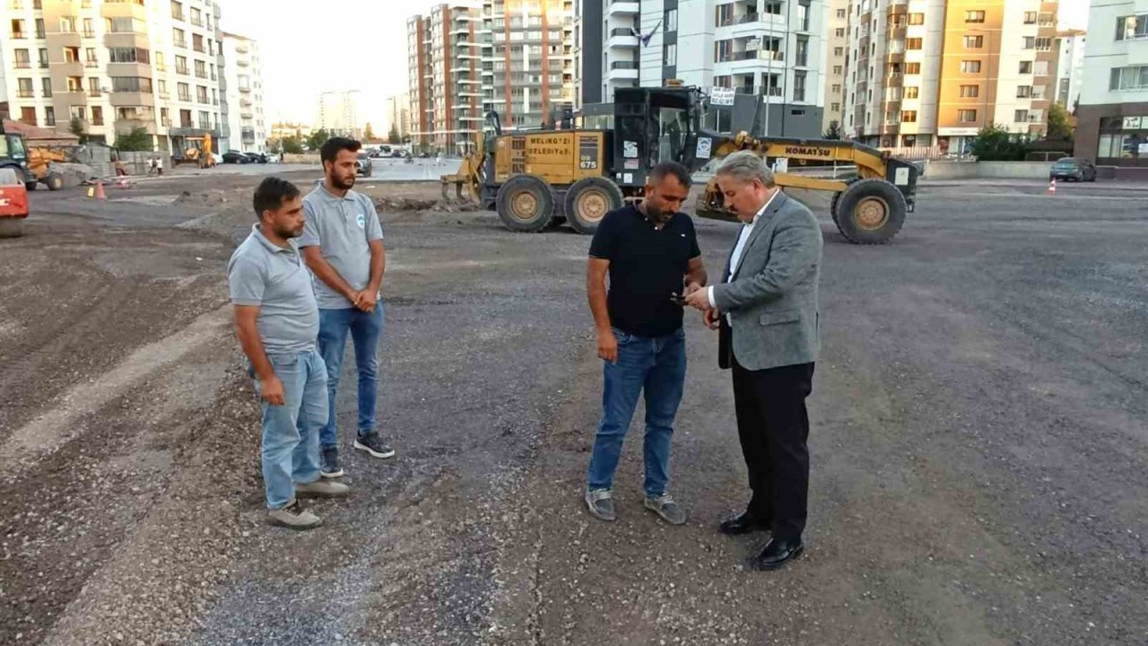 Başkan Palancıoğlu, Yıldırım Beyazıt’ı Hulusi Akar Bulvarı’na bağlayacak büyük kavşak çalışmasını inceledi