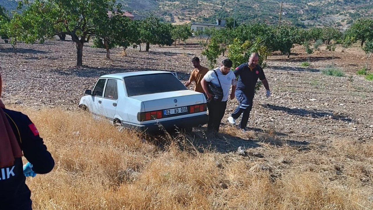 Ön tekeri çıkan otomobil tarlaya girdi: 1 yaralı