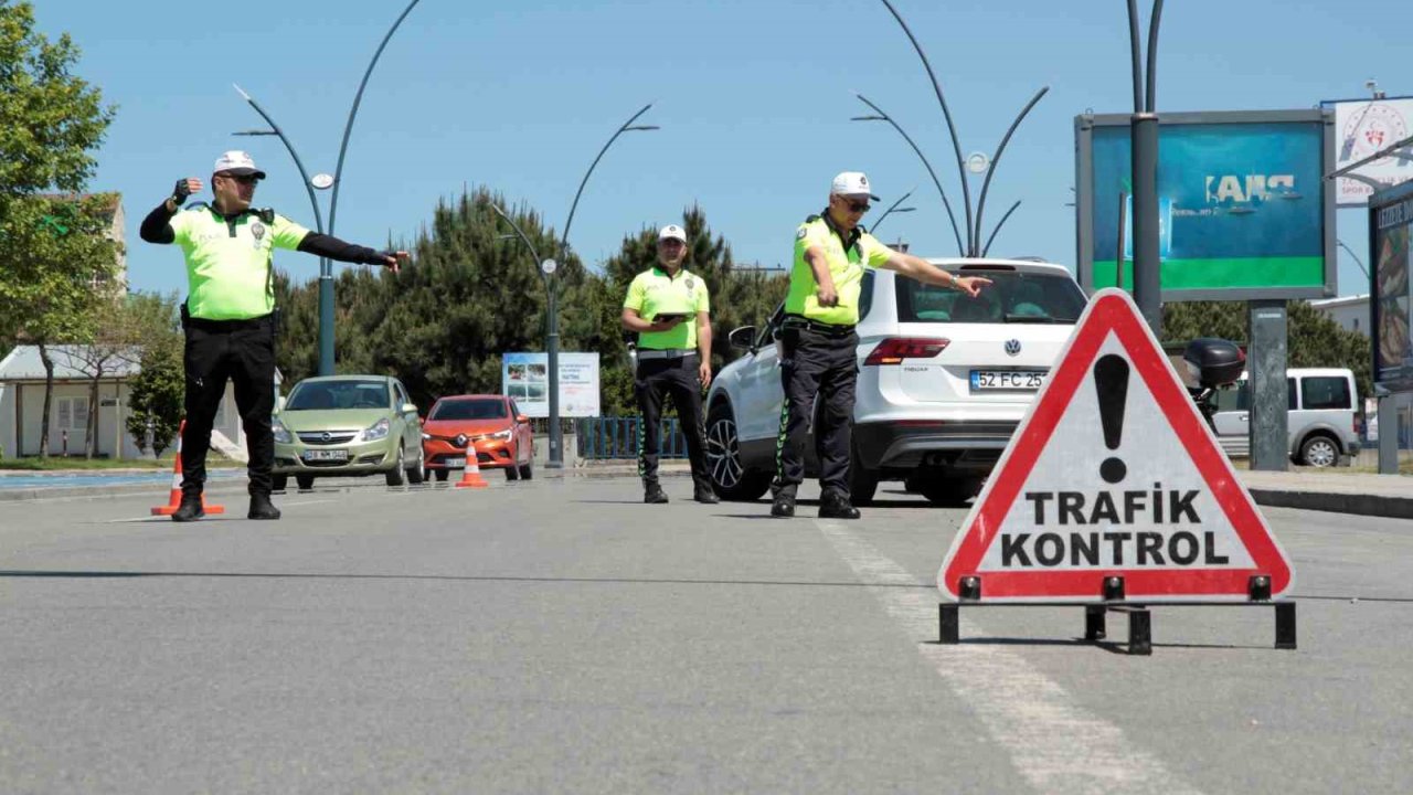 Ordu’da bir haftada 14 binden fazla araç ve sürücüsü denetlendi