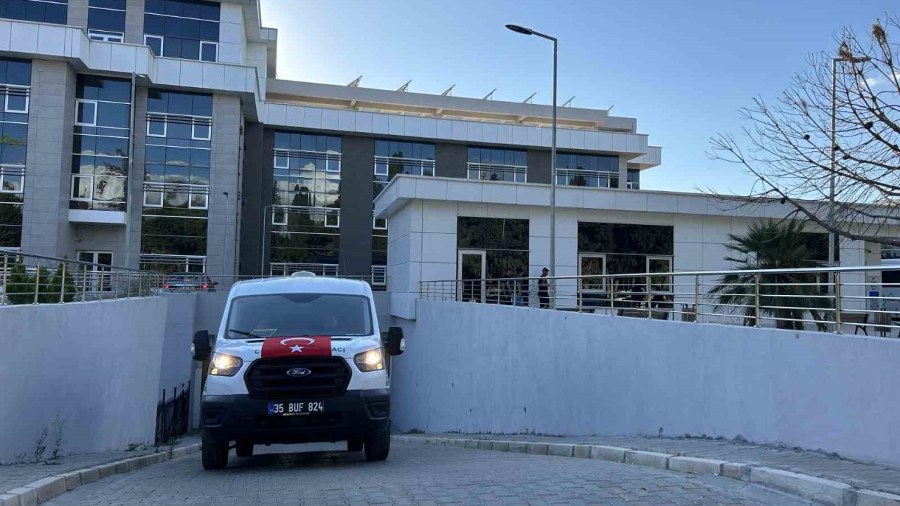 İsrail’in katlettiği Ayşenur Ezgi Eygi’nin cenazesi İzmir’den Aydın’a götürüldü