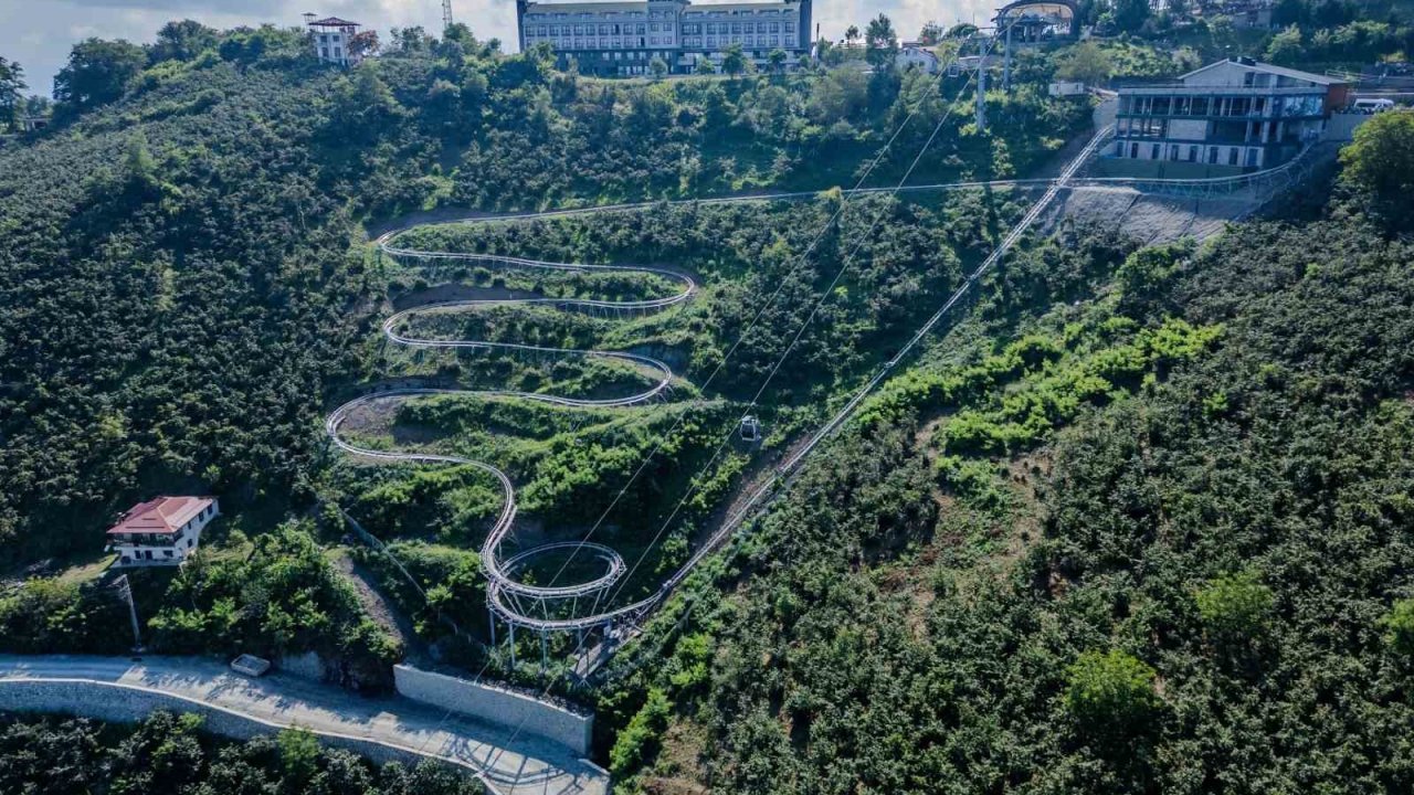 Karadeniz’in ilk ve tek ’dağ kızağı’ 3 ayda yarım milyonu ağırladı