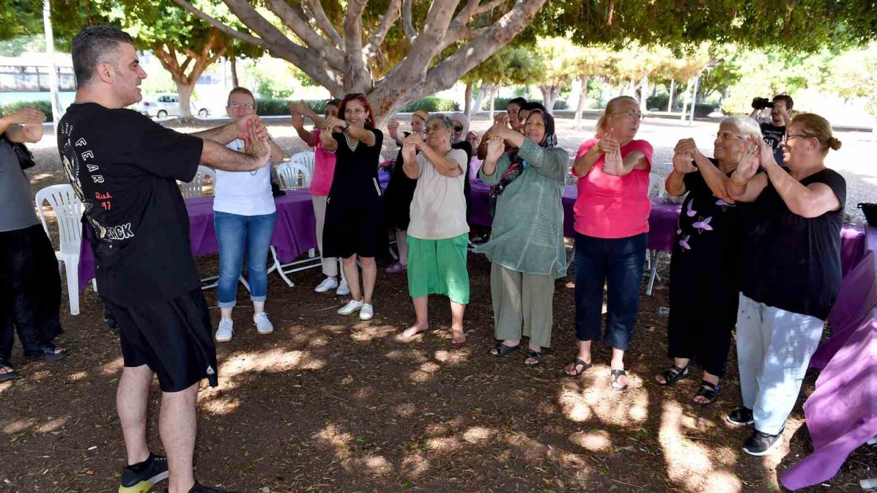 Mersin’de ’80’ler Buluşması’ yeniden başladı